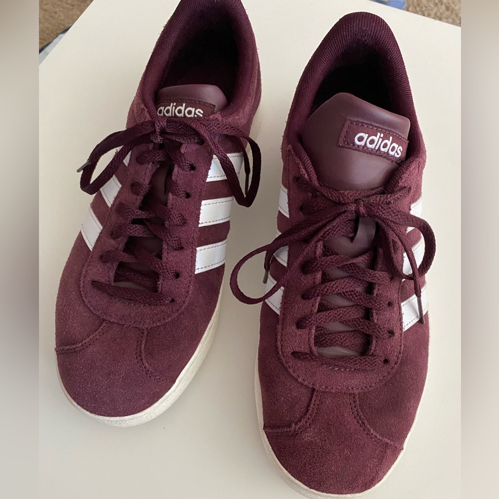 Mens adidas Size 7 Sneaker